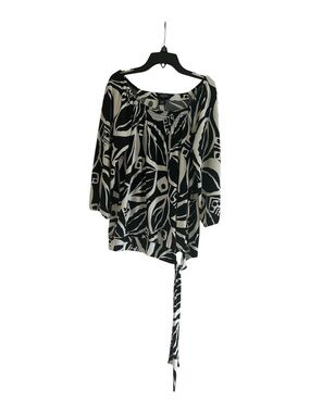 Peck & Peck Floral Black and White Size Small Tie Front Short Sleeve Blouse